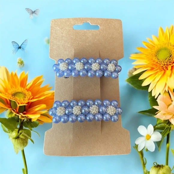 Elegant Pearl Hair Clips - Picture 3 of 4